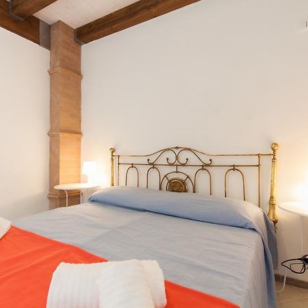 Гостевой дом Antico Casale Siciliano Balata di Baida Экстерьер фото